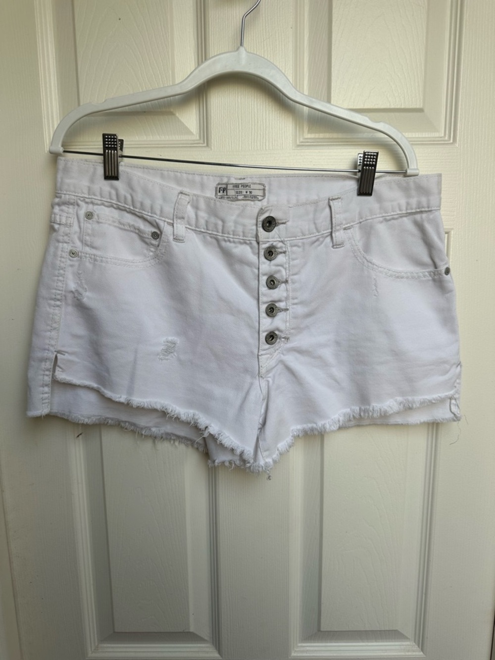 Free People White Frayed Hem Button-Front Jean Shorts